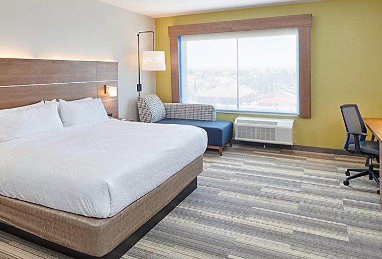 Holiday Inn Express El Paso Sunland Park Area